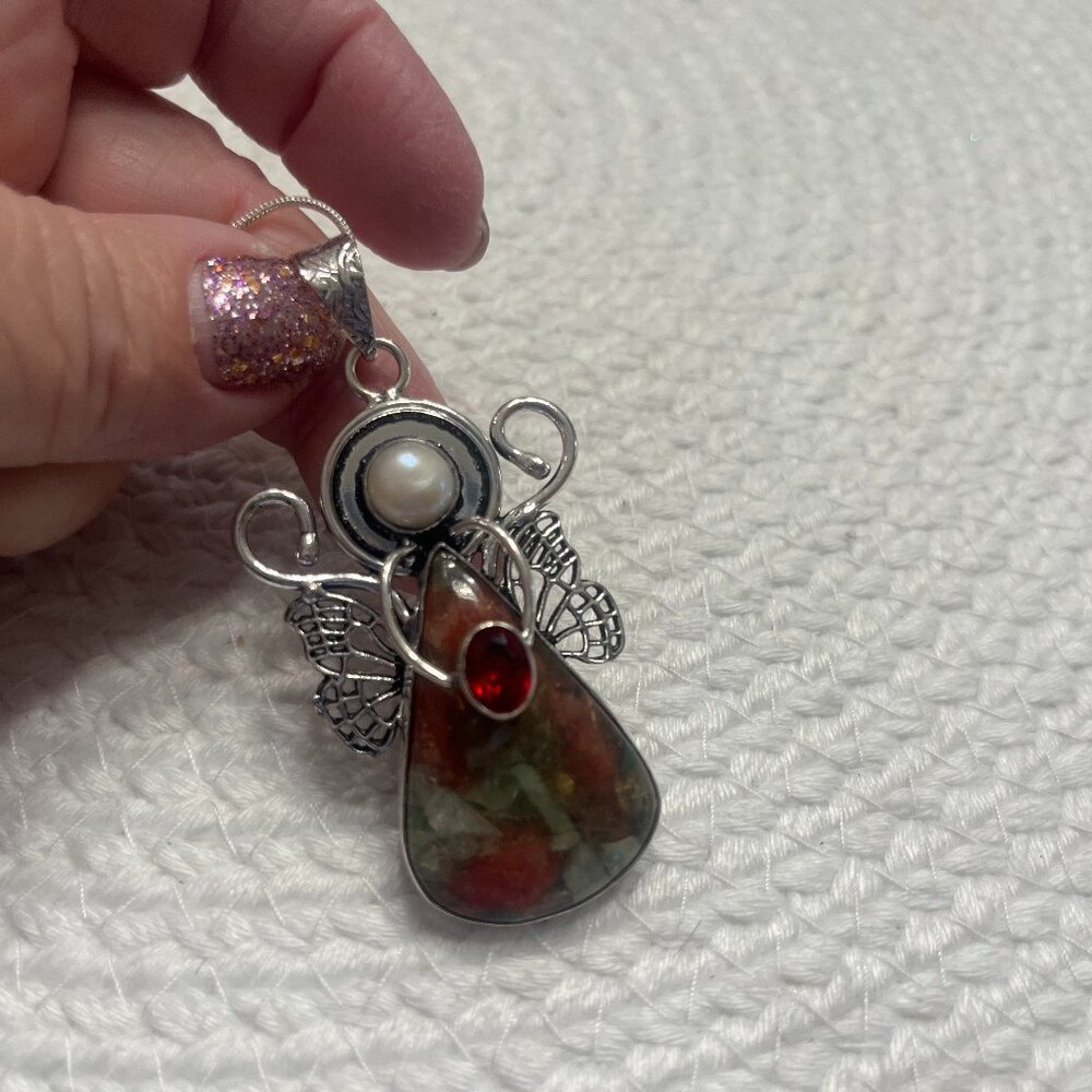 Beautiful OYSTER TURQUOISE & GARNET Handmade Sterling 925 ANGEL Pendant/Chain